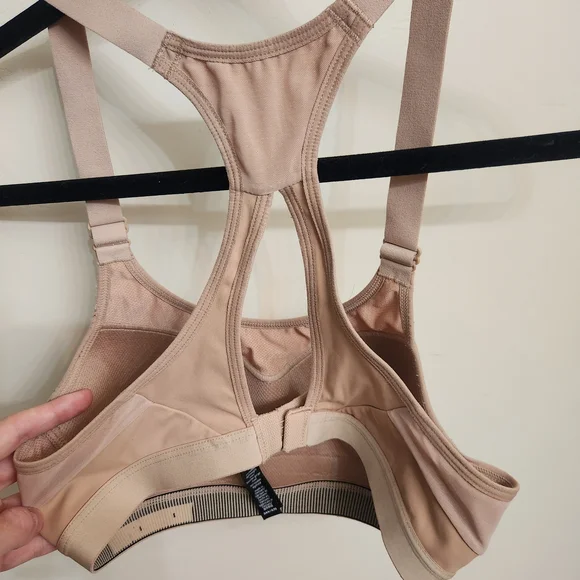 Bundle Of 2 Victoria's Secret, Pink and Cream Bra - Picture 3 of 10